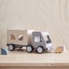 Camion avec boîtes à formes en bois de la marque Kid's Concept